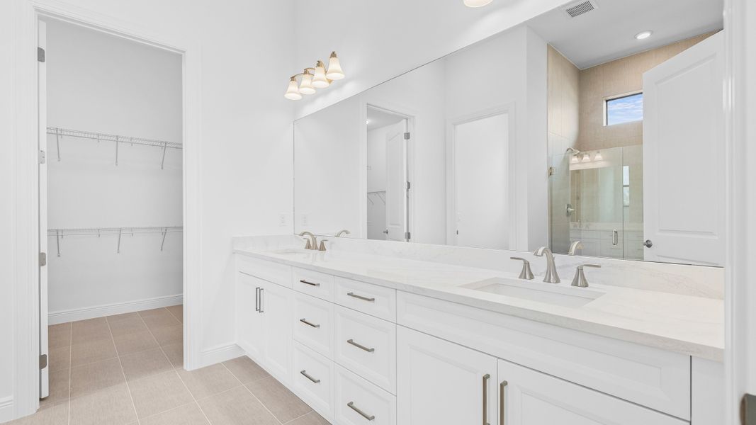 Owner’s Bath