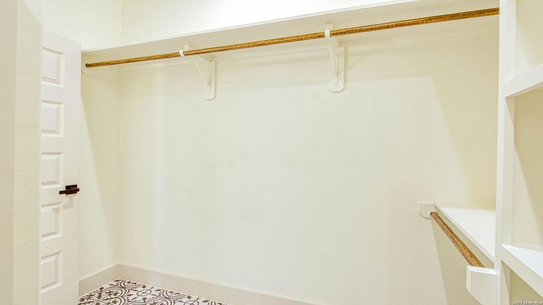 Spacious, unfurnished interior of a new home in , Spring Branch (Image 27).