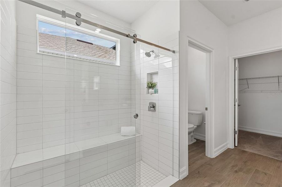 Furnished interior view inside a new home in Pearl Estates, Lutz (Image 15).