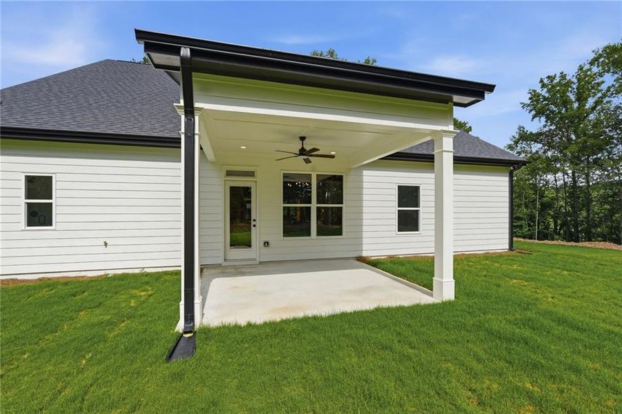 Exterior details and patio area of a home in , Gainesville (Image 22).
