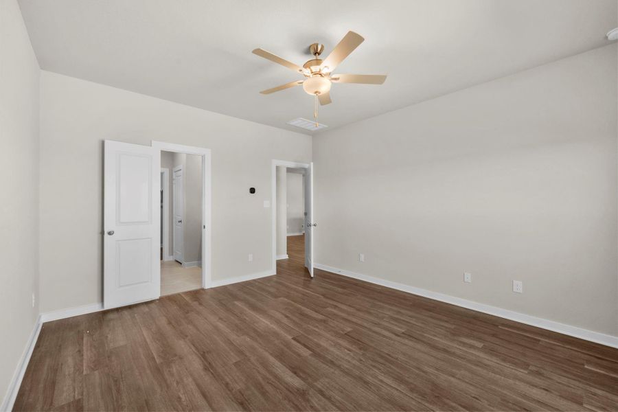 Spacious, unfurnished interior of a new home in Cypress Green, Hockley (Image 27).