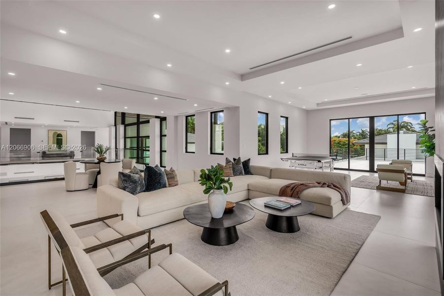 Furnished interior view inside a new home in , Pinecrest (Image 6).