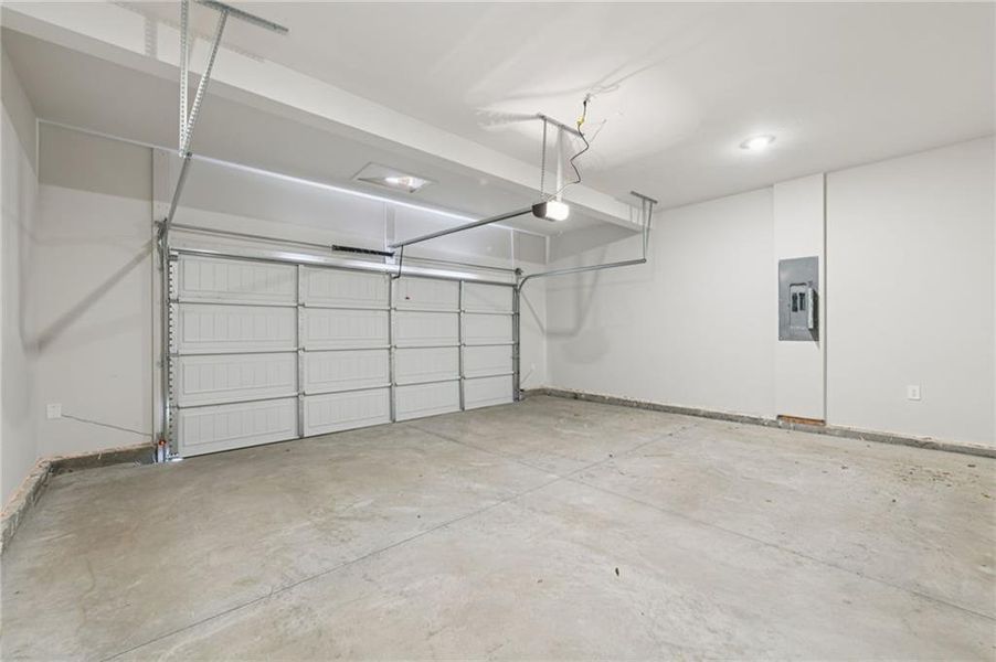 Spacious, unfurnished interior of a new home in Harmony Manor, Fairburn (Image 25).