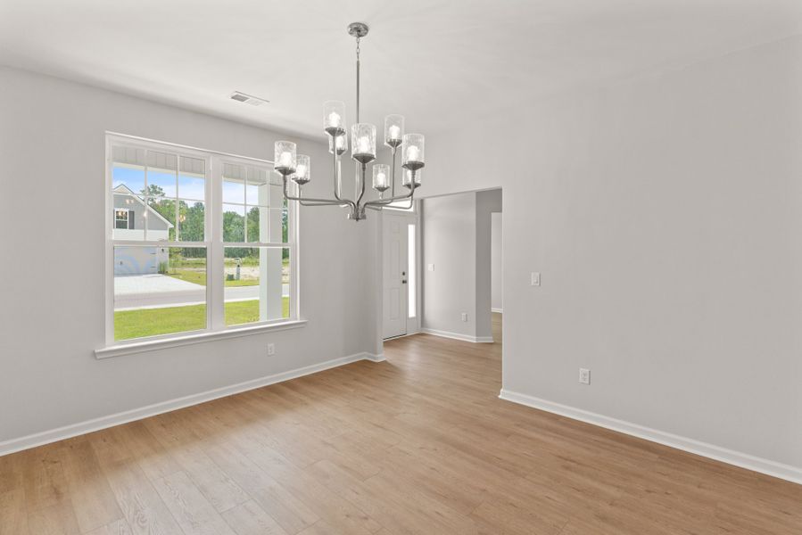 Spacious, unfurnished interior of a new home in Camden Crossing, Savannah (Image 18).