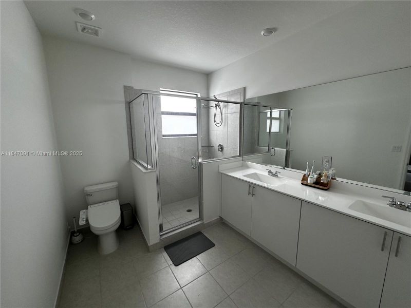 Furnished interior view inside a new home in , Miami (Image 17).