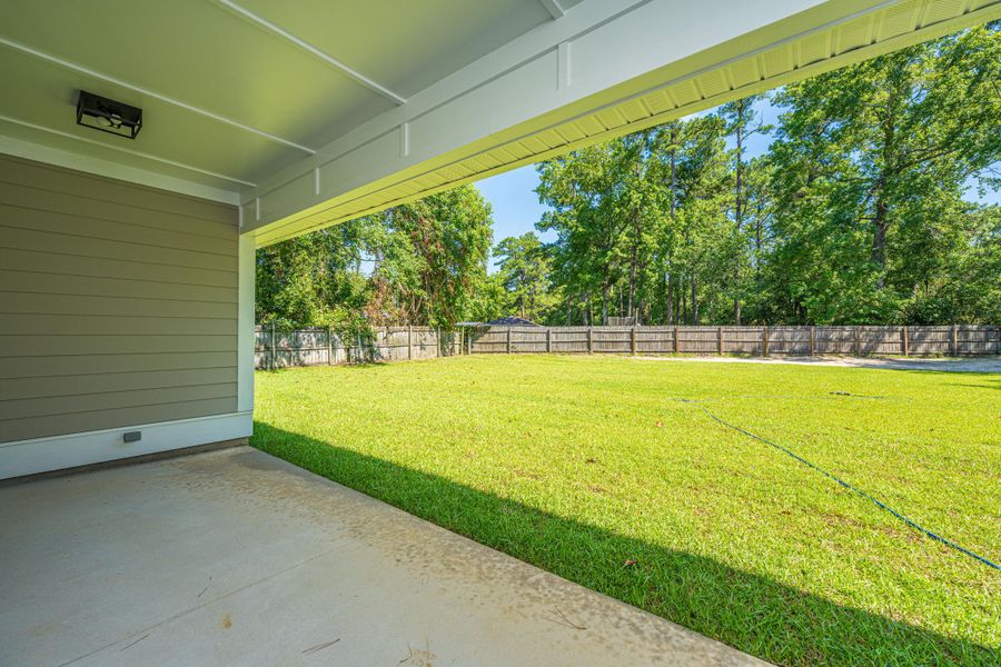 Exterior details and patio area of a home in , Hanahan (Image 19).