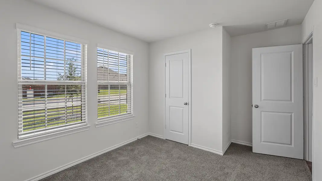 Representative unfurnished interior of a home built from the Frisco by D.R. Horton in Northspur, Terrell (Image 11).