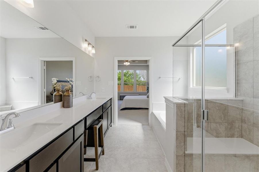 Furnished interior view inside a new home in Covenant Park, Springtown (Image 12).