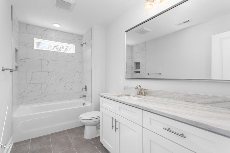 1246 Jamestowne Drive-42