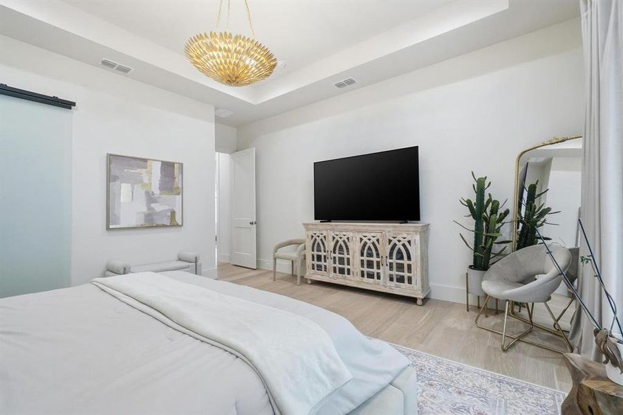 Furnished interior view inside a new home in , Abilene (Image 36).