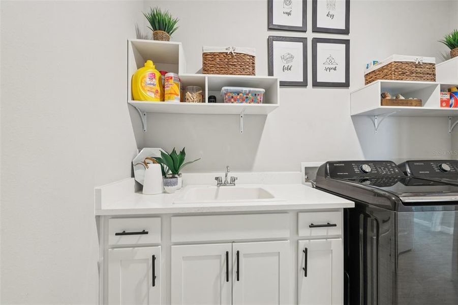 Close-up of interior finishes inside a home in , San Antonio (Image 20). Close-up of interior finishes inside a home in , San Antonio (Image 20).