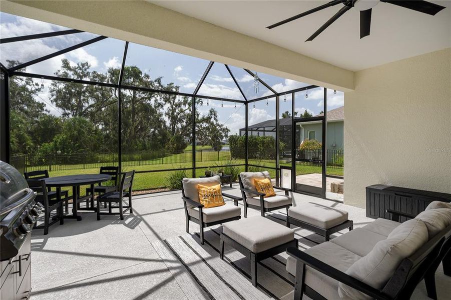 Community amenities in , Parrish (Image 38).