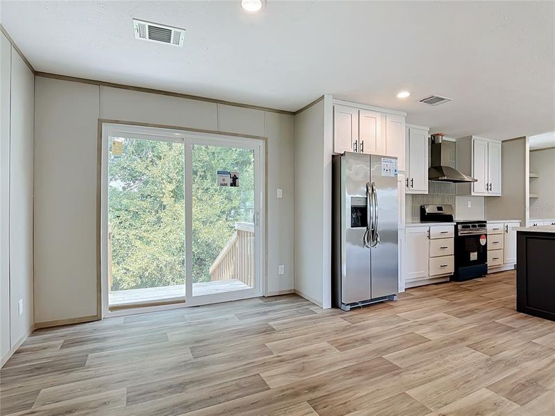 Image 32 of a home in . Image 32 of a home in .