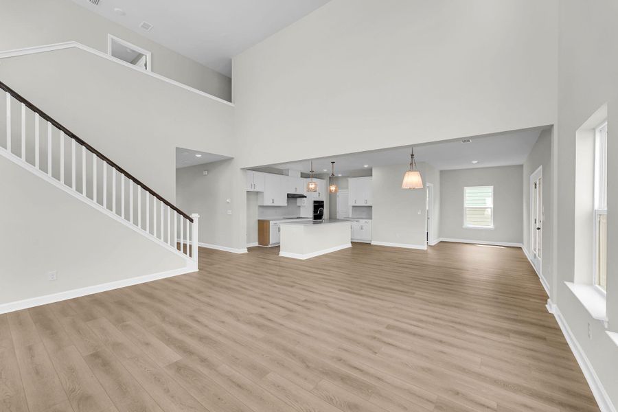 Spacious, unfurnished interior of a new home in , Ravenel (Image 12).