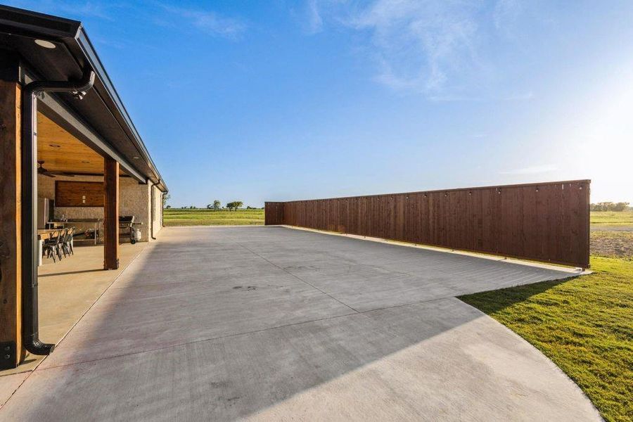 Front exterior of a new home in , Sherman, TX, highlighting curb appeal (Image 15). Front exterior of a new home in , Sherman, TX, highlighting curb appeal (Image 15).