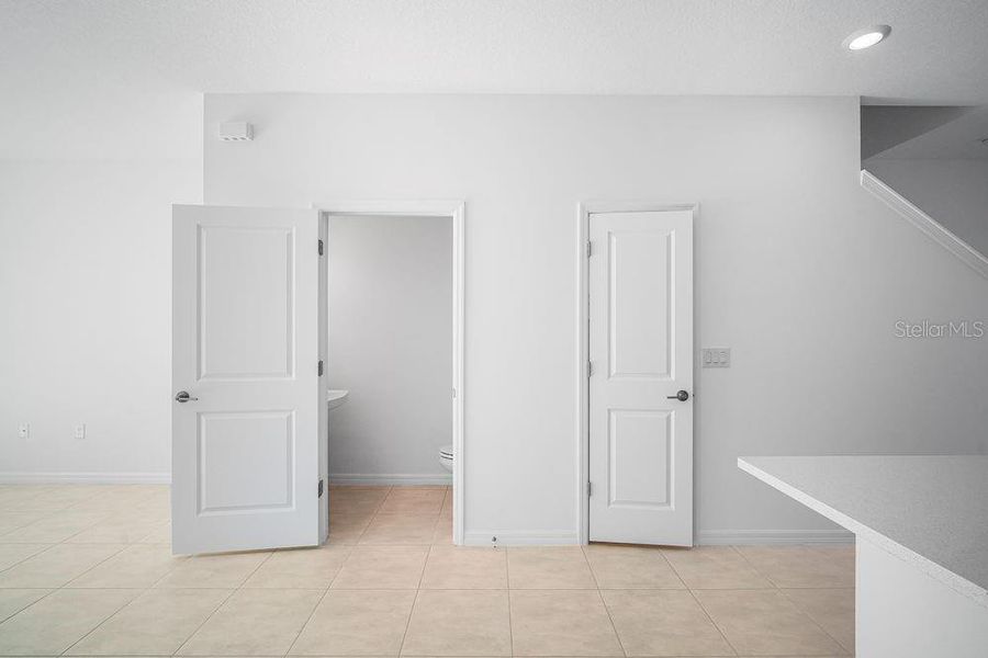 Spacious, unfurnished interior of a new home in The Townhomes at Skye Ranch, Sarasota (Image 35).