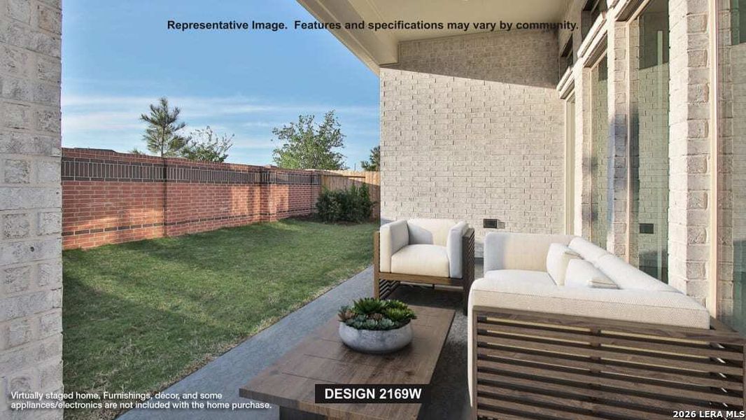 Exterior details and patio area of a home in Homestead, Schertz (Image 2).