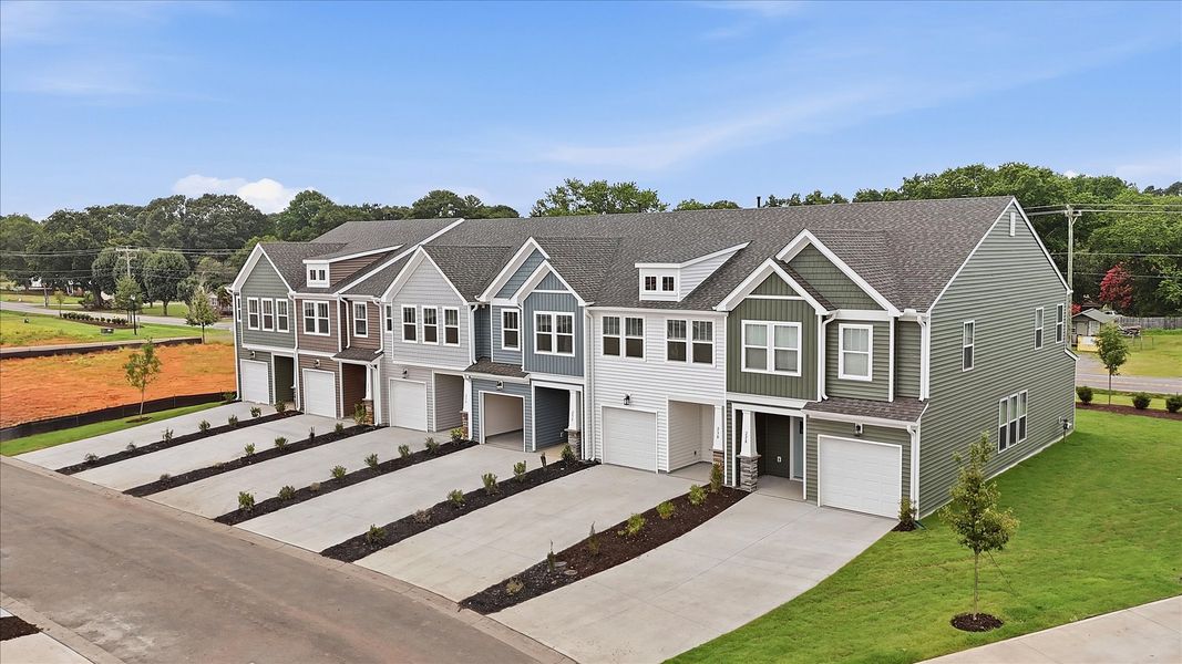 Highly desirable exterior with refined craftsmanship in a reputable neighborhood in Piedmont, SC Highly desirable exterior with refined craftsmanship in a reputable neighborhood in Piedmont, SC
