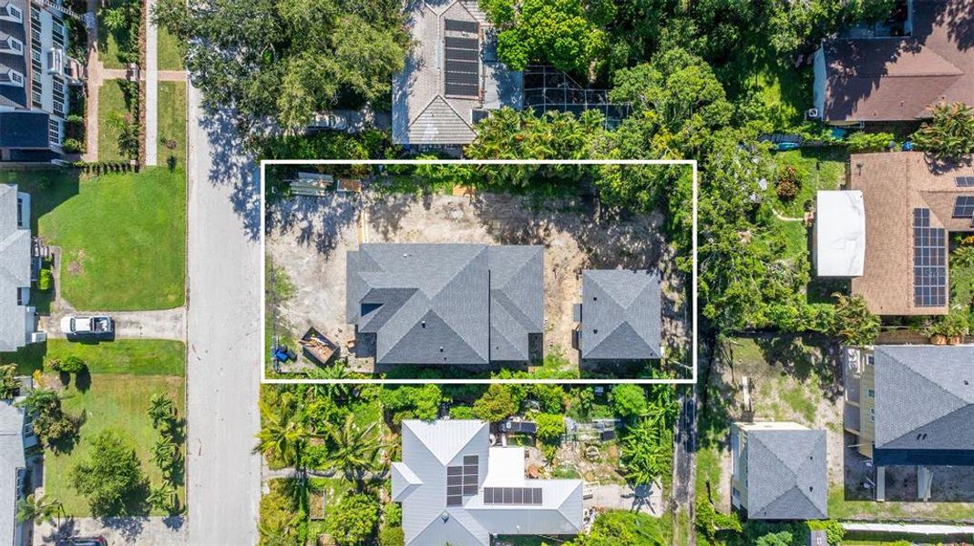 Front exterior of a new home in , St. Petersburg, FL, highlighting curb appeal (Image 12).