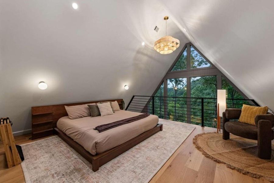 Furnished interior view inside a new home in , Blue Ridge (Image 43).