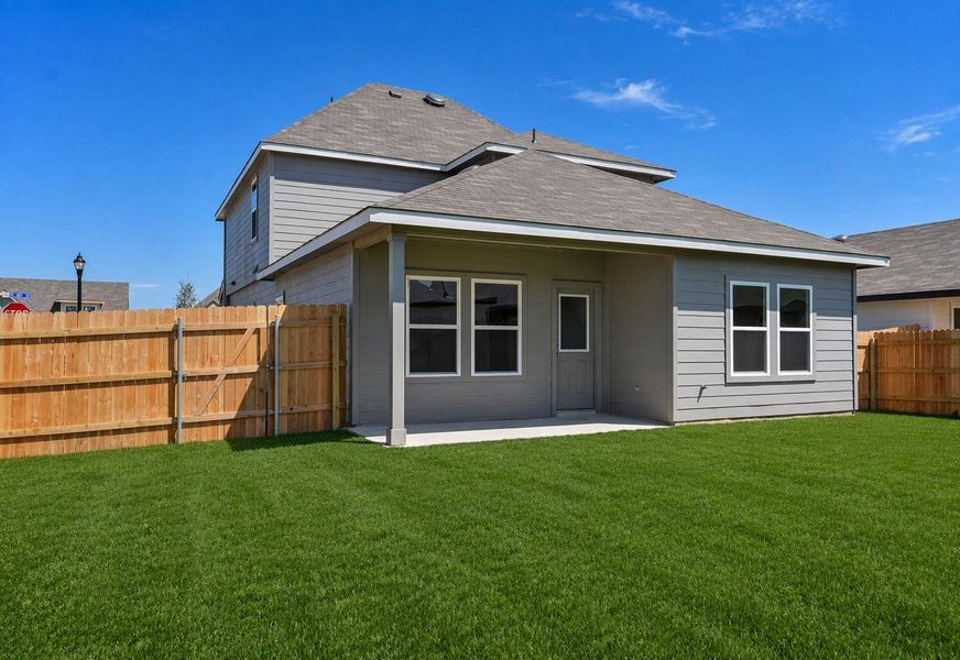 Exterior details and patio area of a home in Emberly, Beasley (Image 3).