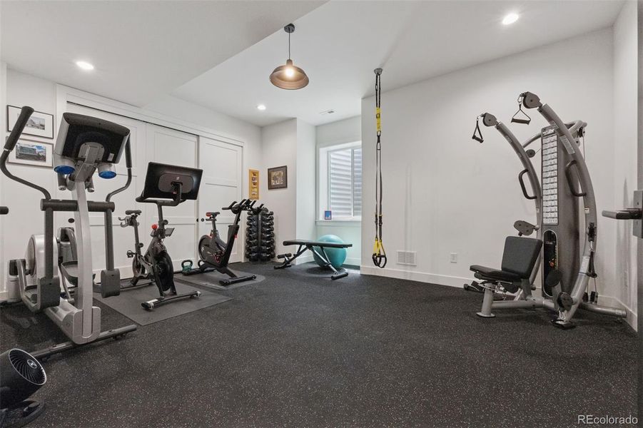 Image 32 of a home in .