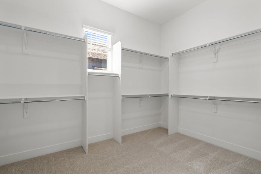 Spacious, unfurnished interior of a new home in Hilltop at Inspiration, Aurora (Image 10). Spacious, unfurnished interior of a new home in Hilltop at Inspiration, Aurora (Image 10).
