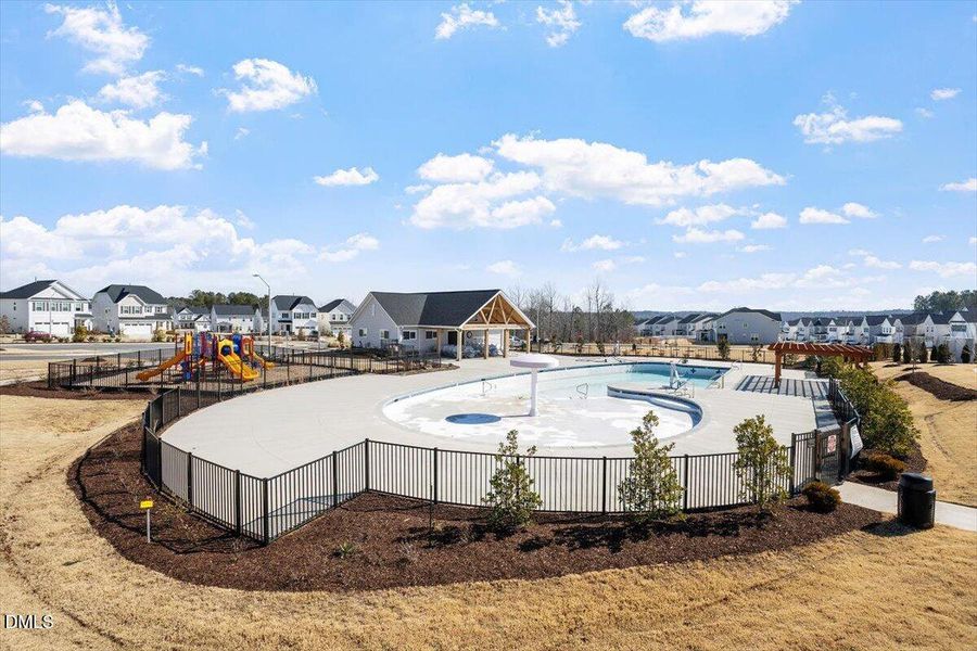 37-Edge of Auburn NA_01