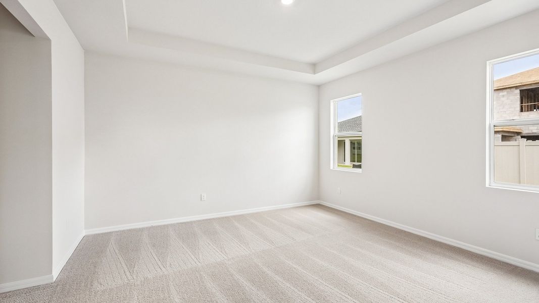 Representative unfurnished interior of a home built from the Lantana by D.R. Horton in Silverstone North, Palmetto (Image 21).