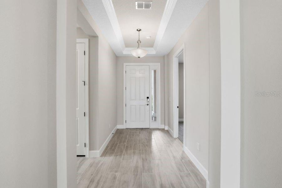 Spacious, unfurnished interior of a new home in Esplanade at Wiregrass Ranch, Wesley Chapel (Image 23).