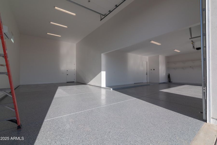 R/V Garage R/V Garage