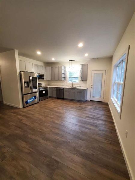 Image 14 of a home in . Image 14 of a home in .