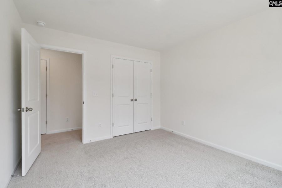 Spacious, unfurnished interior of a new home in Peachtree Hills, Lexington (Image 23).