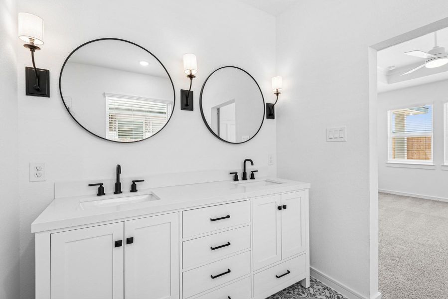 Furnished interior view inside a new home in Harvest Pointe, Needville (Image 5). Furnished interior view inside a new home in Harvest Pointe, Needville (Image 5).