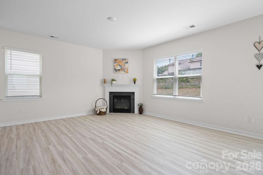 Spacious, unfurnished interior of a new home in The Hamptons at Hickory, Hickory (Image 17).