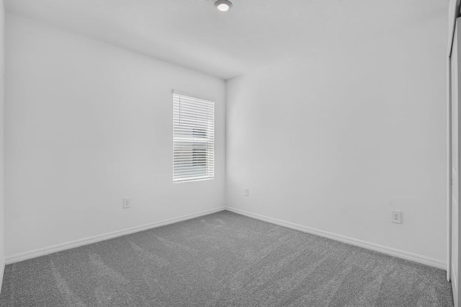 Spacious, unfurnished interior of a new home in Coasterra Community Group Page, Palmetto (Image 15).