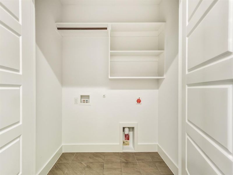 Spacious, unfurnished interior of a new home in Pecan Creek Crossing, Valley View (Image 21). Spacious, unfurnished interior of a new home in Pecan Creek Crossing, Valley View (Image 21).