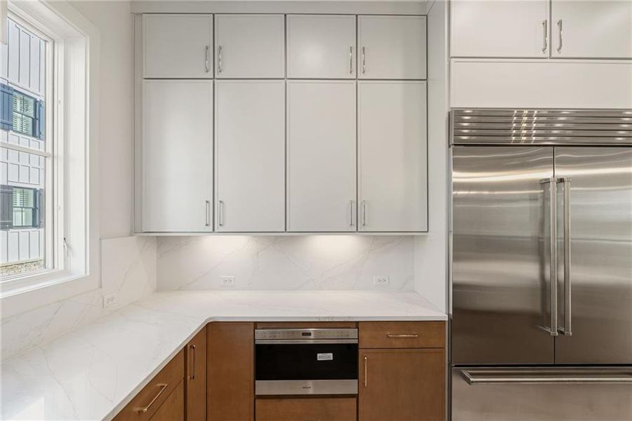 Image 70 of a home in .