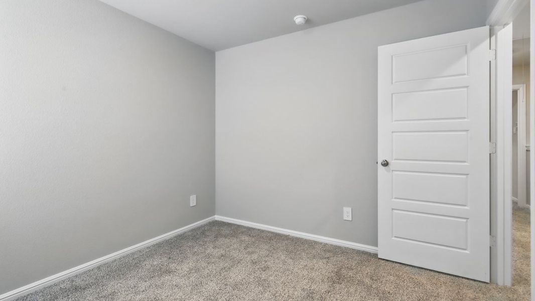 Spacious, unfurnished interior of a new home in Orchard Village, Fort Worth (Image 35).