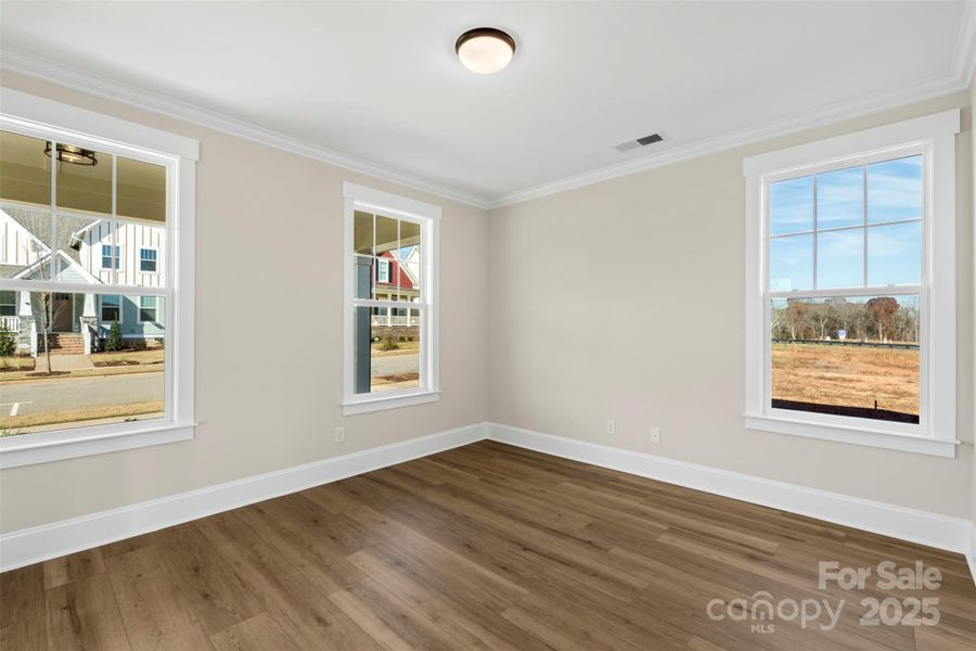 Spacious, unfurnished interior of a new home in Riverwalk, Rock Hill (Image 16).