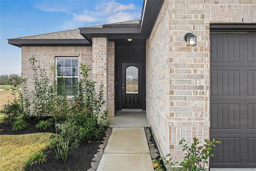 Exterior details and patio area of a home in River Ranch Meadows, Dayton (Image 4).