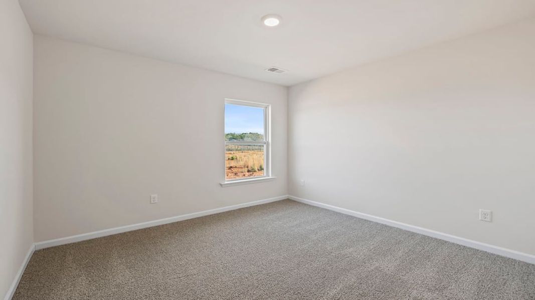 Spacious, unfurnished interior of a new home in Lakestone, Woodruff (Image 16).