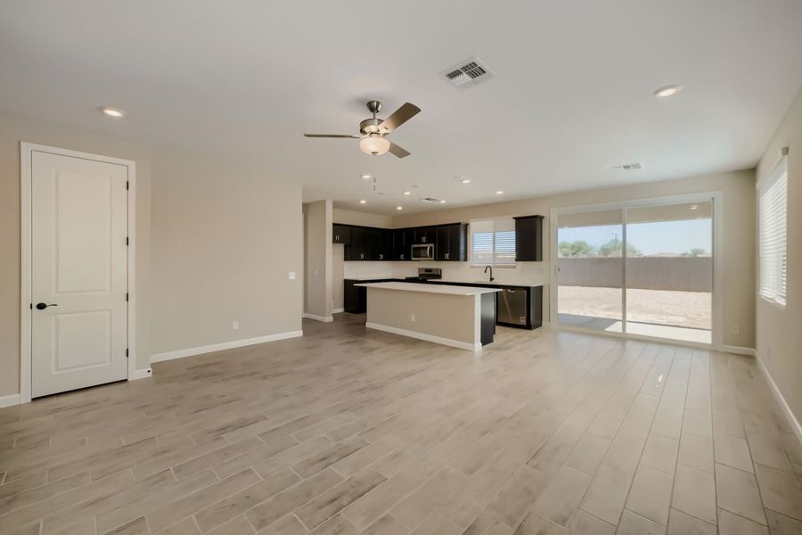 3br New Home in Surprise, AZ. - Slide 11 3br New Home in Surprise, AZ. - Slide 11