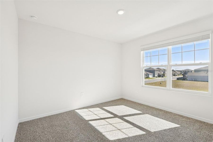 Spacious, unfurnished interior of a new home in , Poinciana (Image 24).