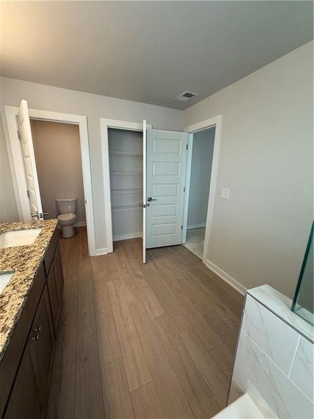 Spacious, unfurnished interior of a new home in , Villa Rica (Image 14). Spacious, unfurnished interior of a new home in , Villa Rica (Image 14).