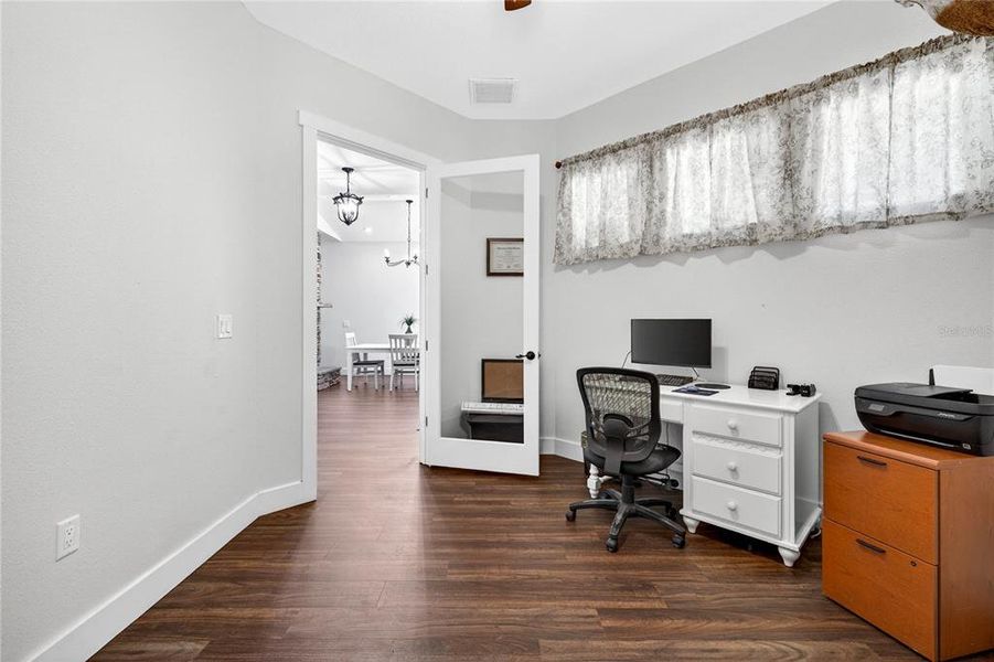 Furnished interior view inside a new home in , Dade City (Image 47).