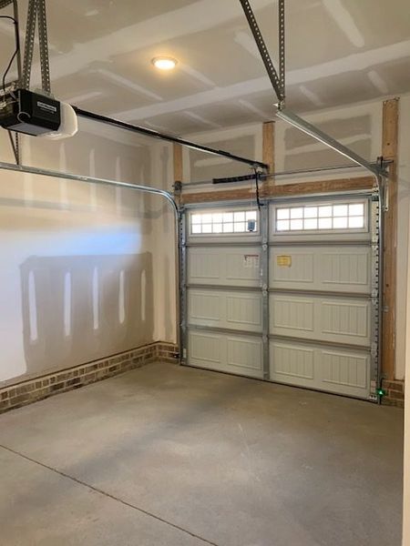 Spacious, unfurnished interior of a new home in Royal Pines, Trinity (Image 23). Spacious, unfurnished interior of a new home in Royal Pines, Trinity (Image 23).