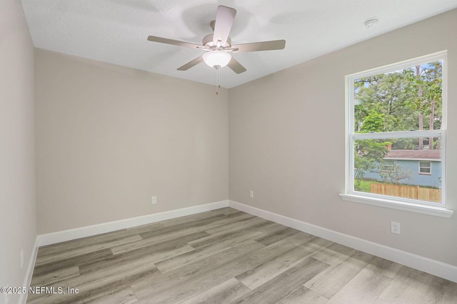 Spacious, unfurnished interior of a new home in , Jacksonville (Image 21).