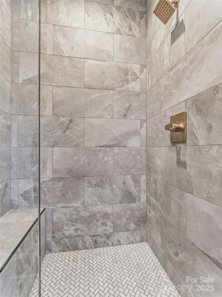 Image 37 of a home in .