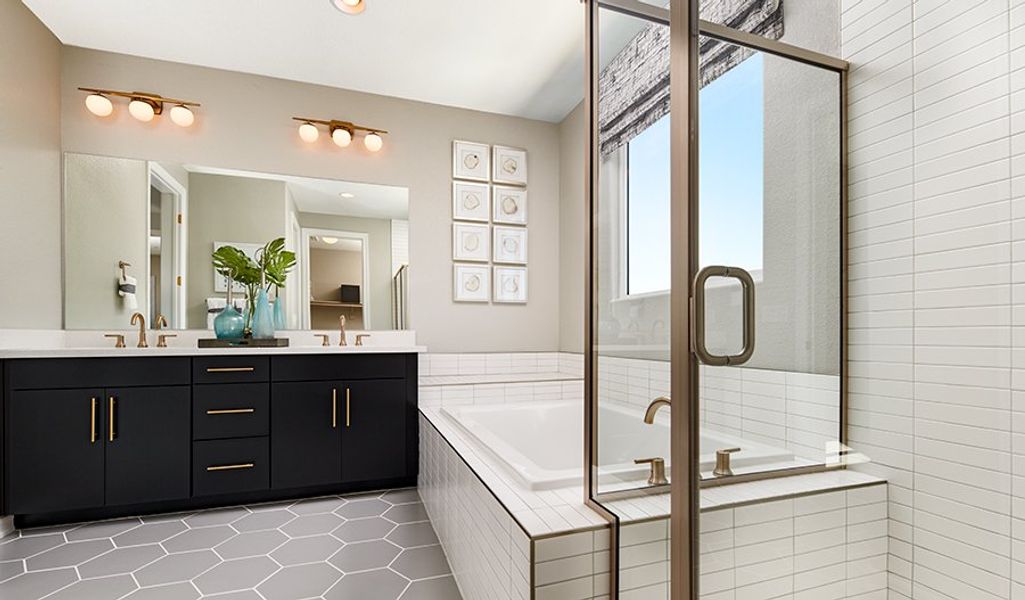 LaurelII-L950-PortobelloAtCanyonCrest Primary Bathroom